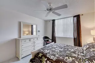 135 Yacht Club Way, Hypoluxo, FL 33462 - Photo 7