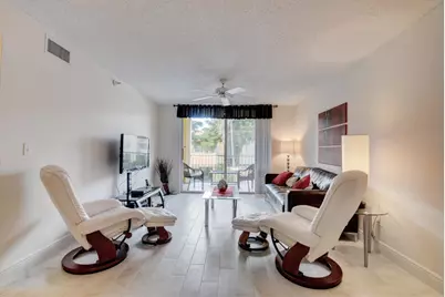 135 Yacht Club Way #207, Hypoluxo, FL 33462 - Photo 5