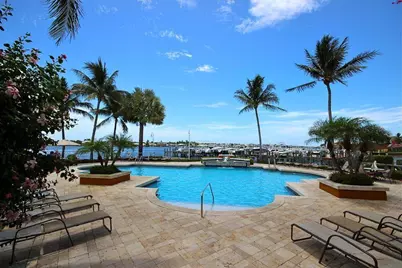135 Yacht Club Way #207, Hypoluxo, FL 33462 - Photo 17