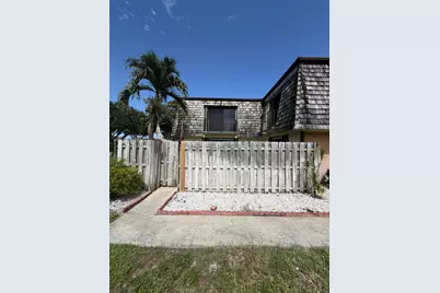 141 Lake Arbor Drive, Palm Springs, FL 33461 - Photo 1