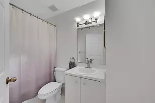 5361 NW 90th Ave, Sunrise, FL 33351 - Photo 15