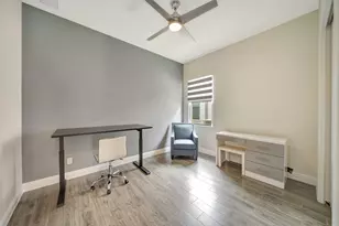 8720 E Baypoint Cir, Parkland, FL 33076 - Photo 35