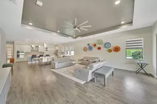 8720 E Baypoint Cir, Parkland, FL 33076 - Photo 19