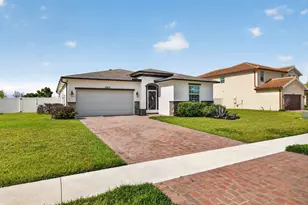 13275 NW Copper Creek Dr, Port Saint Lucie, FL 34987 - Photo 1