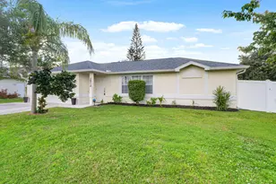 2814 SE Melaleuca Blvd, Port Saint Lucie, FL 34952 - Photo 5