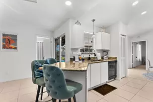 2814 SE Melaleuca Blvd, Port Saint Lucie, FL 34952 - Photo 15