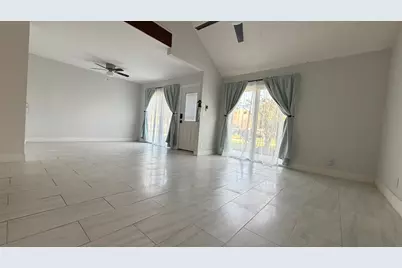 9117 Green Meadows Way, Palm Beach Gardens, FL 33418 - Photo 7