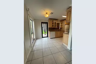 6101 NW 18th Street, Margate, FL 33063 - Photo 7
