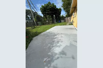 6101 NW 18th Street, Margate, FL 33063 - Photo 21