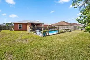 2472 SW Page Cir, Port Saint Lucie, FL 34953 - Photo 25