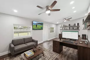 271 Naylor NE, Palm Bay, FL 32907 - Photo 15