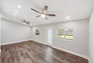 271 Naylor NE, Palm Bay, FL 32907 - Photo 13