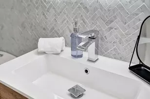 933 Banyan Dr, Delray Beach, FL 33483 - Photo 35