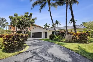 933 Banyan Dr, Delray Beach, FL 33483 - Photo 1