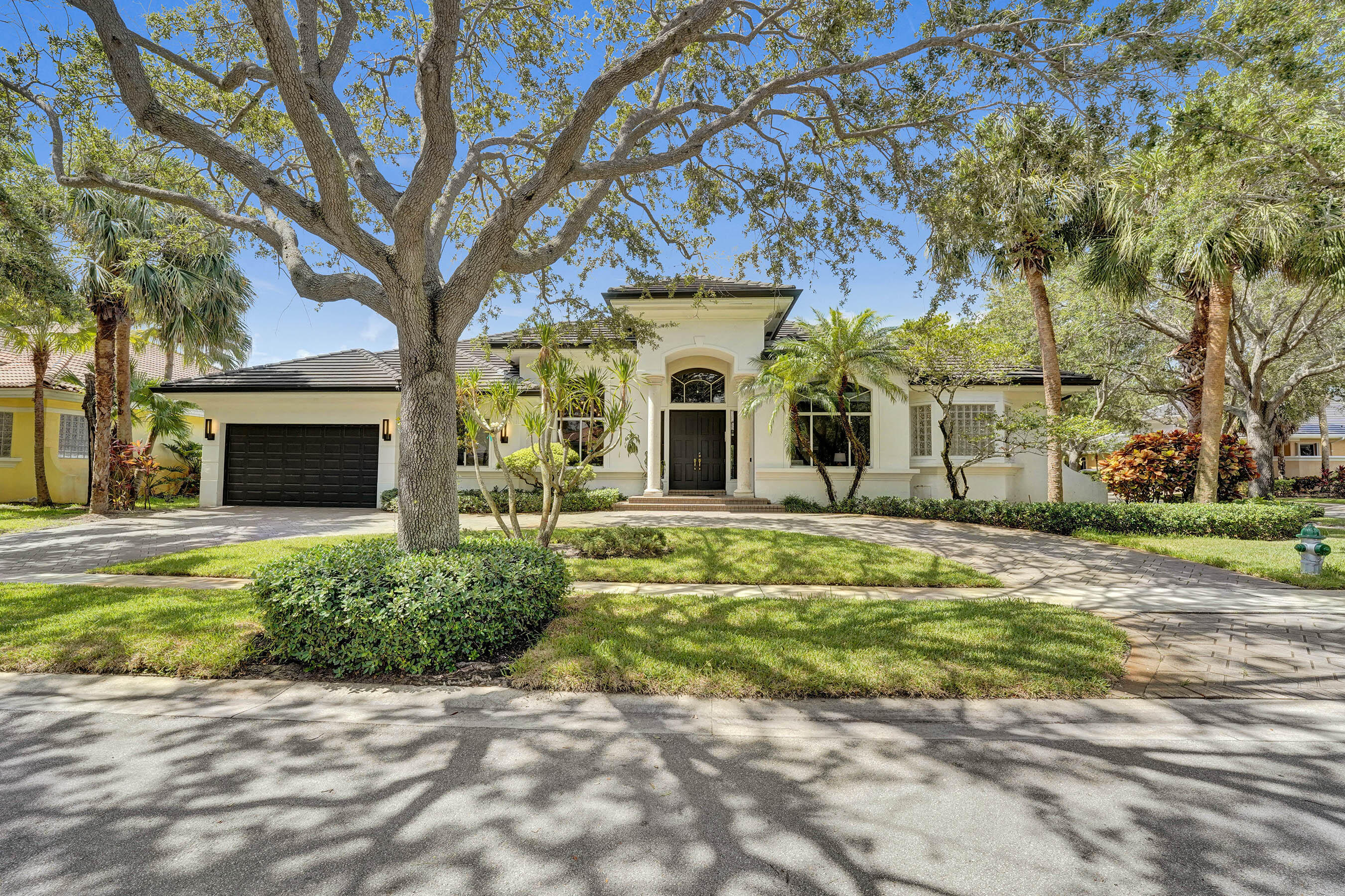 3348 Oak Hill St - 3348 Oak Hill St, Fort Lauderdale, FL 33312 Luxury Property | Jose Angel Pina