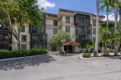 5530 NW 44th Street #211c, Lauderhill, FL 33319 - Photo 1
