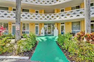 2400 NE 9th St, Fort Lauderdale, FL 33304 - Photo 29