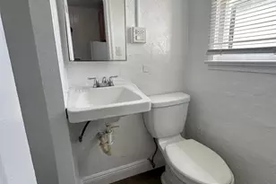 17 Detroit St, Lake Worth, FL 33461 - Photo 5