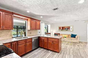 2526 SE Victory Ave, Port Saint Lucie, FL 34952 - Photo 15