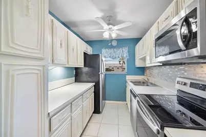 212 W High Point Terrace W #A, Delray Beach, FL 33445 - Photo 11