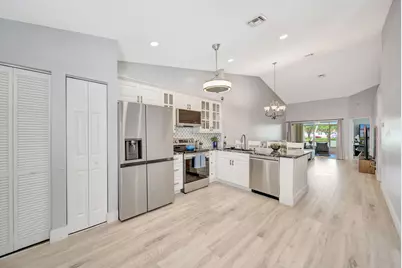 15136 W Tranquility Lake Drive, Delray Beach, FL 33446 - Photo 11