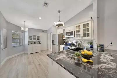 15136 W Tranquility Lake Drive, Delray Beach, FL 33446 - Photo 17