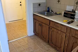 5918 N Wiley St, Hollywood, FL 33023 - Photo 3