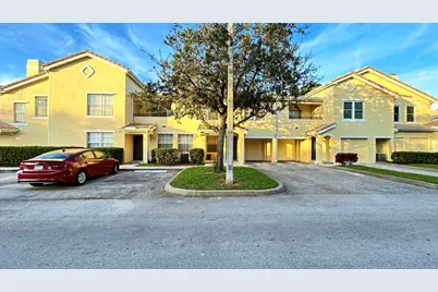 104 SW Peacock Boulevard #3-204, Port Saint Lucie, FL 34986 - Photo 1