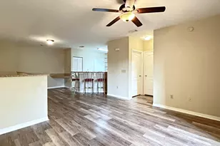 104 SW Peacock Blvd, Port Saint Lucie, FL 34986 - Photo 9