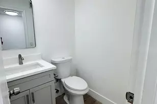 3920 Woodside Dr, Coral Springs, FL 33065 - Photo 11