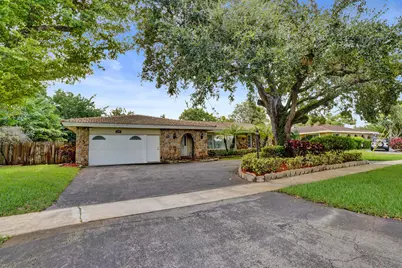 1040 SW 75th Avenue, Plantation, FL 33317 - Photo 3