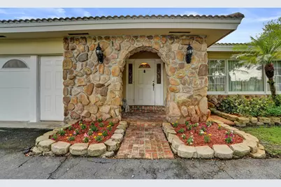 1040 SW 75th Avenue, Plantation, FL 33317 - Photo 5