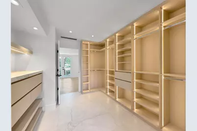 729 NE 17th Terrace, Fort Lauderdale, FL 33304 - Photo 15