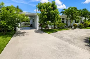 1902 Baythorne Rd, West Palm Beach, FL 33415 - Photo 5