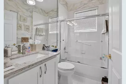 10632 Royal Caribbean Circle, Boynton Beach, FL 33437 - Photo 15