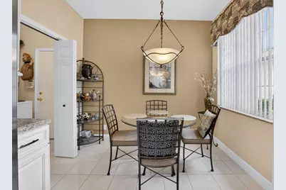 10632 Royal Caribbean Circle, Boynton Beach, FL 33437 - Photo 7