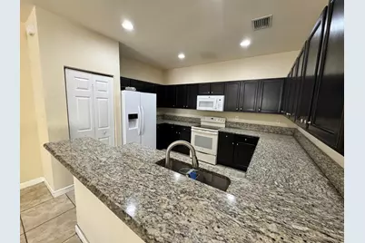 9136 SW 227th Terrace #9136, Cutler Bay, FL 33190 - Photo 5