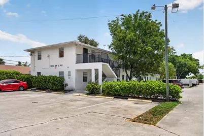 1300 NW 2nd Avenue #12, Pompano Beach, FL 33060 - Photo 1