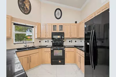 1750 W Oak Knoll Circle, Davie, FL 33324 - Photo 17