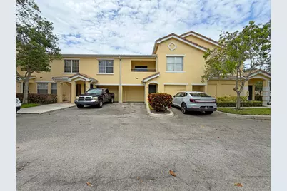 124 SW Peacock Boulevard #13-206, Port Saint Lucie, FL 34986 - Photo 1