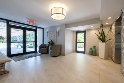 575 Oaks Lane #708, Pompano Beach, FL 33069 - Photo 3