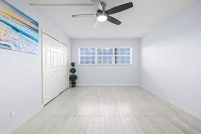 575 Oaks Lane #708, Pompano Beach, FL 33069 - Photo 15