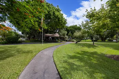 575 Oaks Lane #708, Pompano Beach, FL 33069 - Photo 29