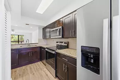 4012 Del Rio Way, Sunrise, FL 33351 - Photo 13