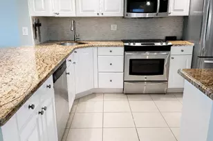 3111 NE 51st St, Fort Lauderdale, FL 33308 - Photo 5
