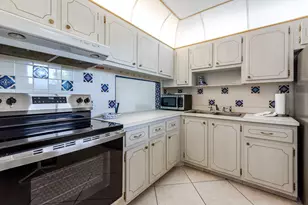 2615 Garden Dr N, Lake Worth, FL 33461 - Photo 7