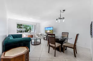 2615 Garden Dr N, Lake Worth, FL 33461 - Photo 3