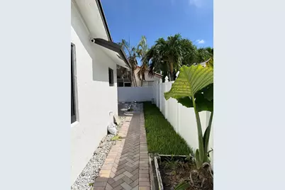 8843 SW 16th Street, Boca Raton, FL 33433 - Photo 57