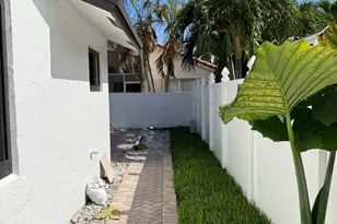 8843 SW 16th St, Boca Raton, FL 33433 - Photo 57