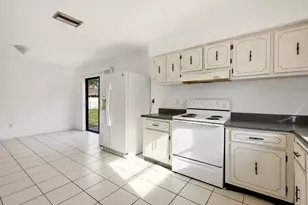 10894 Granite St, Boca Raton, FL 33428 - Photo 11